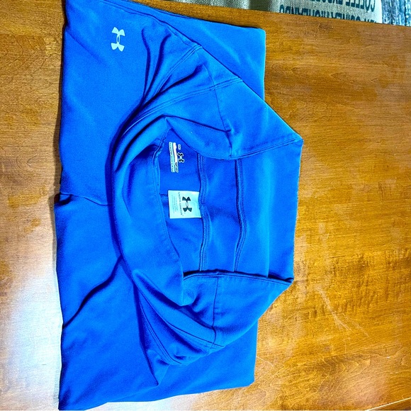 Under Armor- All Season Gear Wide Leg Crop Leggings - Picture 4 of 6